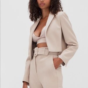 Aritzia Cropped Blazer
